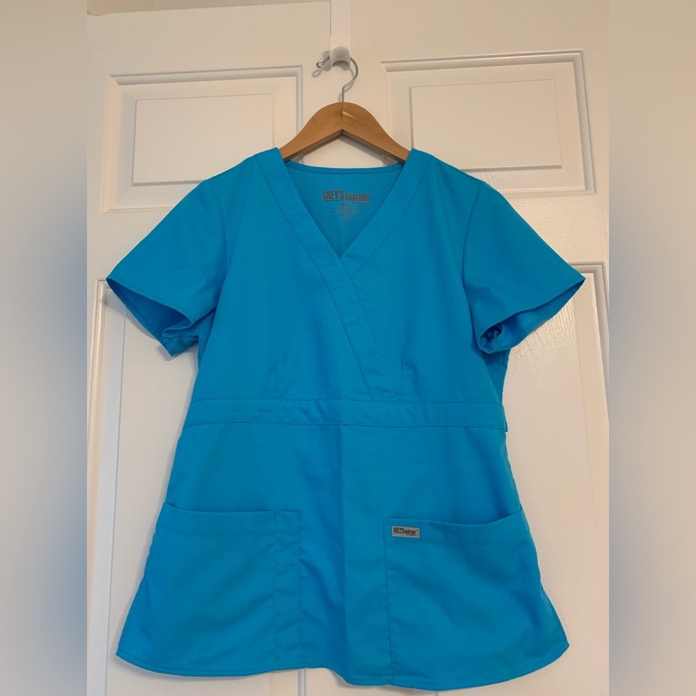 Grey’s Anatomy by Barco Scrub Top Size M